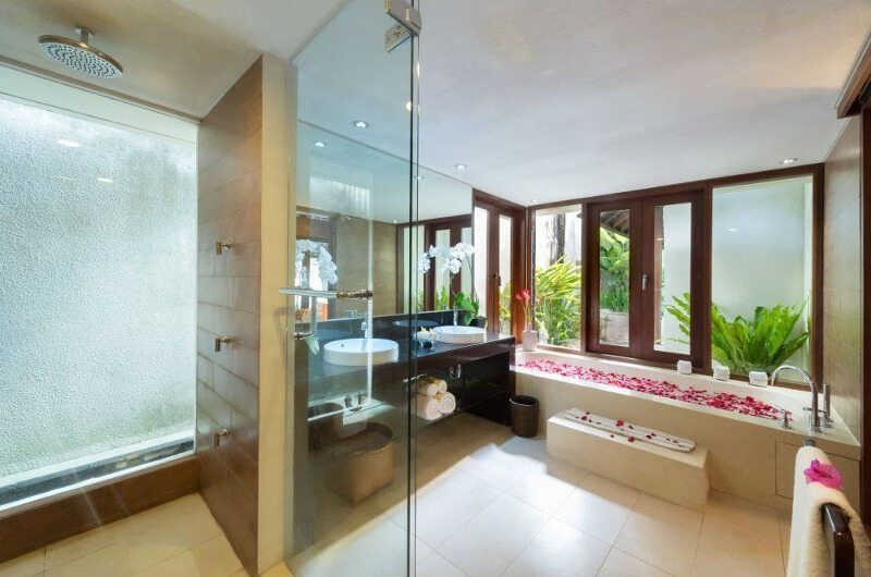 Villa Bunga Pangi Bathroom | Canggu, Bali