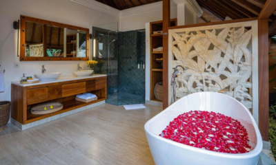 Villa Frangipani Master Bathroom with Romantic Bathtub Set Up | Canggu, Bali