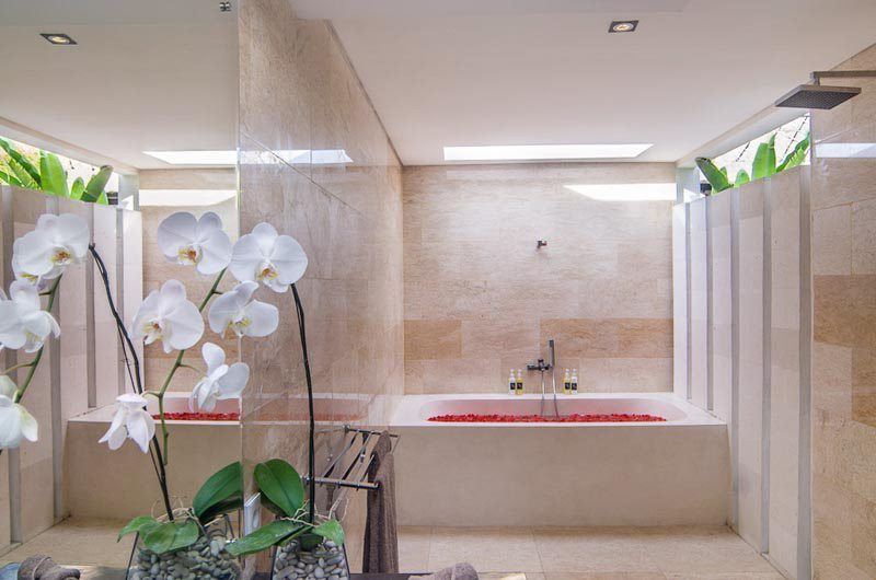 Villa Kirgeo Bathroom | Canggu, Bali