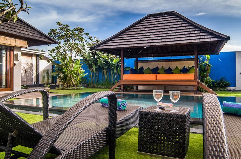 Villa Kirgeo Sun Loungers | Canggu, Bali