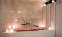 Villa Kirgeo Bathtub | Canggu, Bali