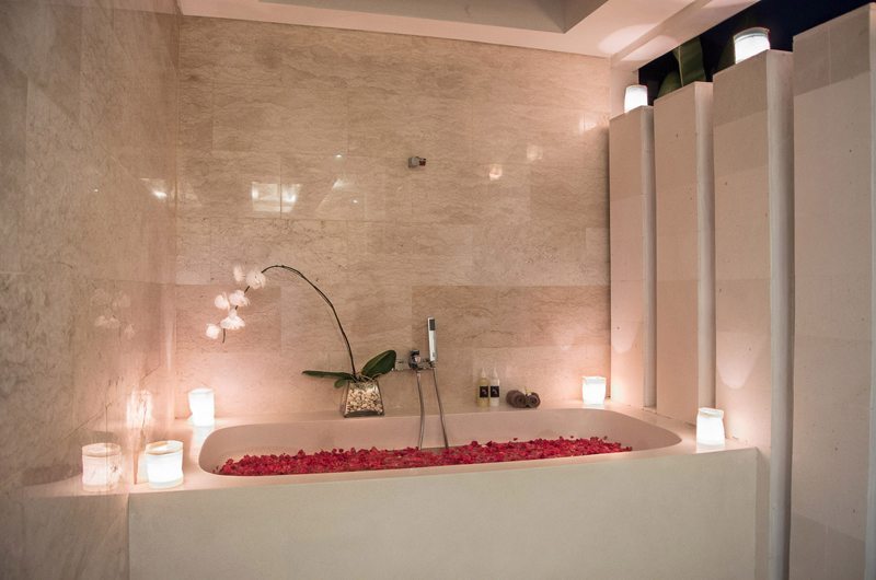 Villa Kirgeo Bathtub | Canggu, Bali