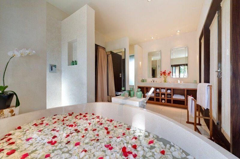 Villa Mata Air Bathroom | Canggu, Bali