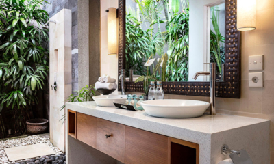 Villa Songket Bathroom Three with Mirror | Umalas, Bali