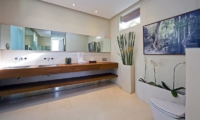 Chandra Villas Bathroom|Seminyak, Bali