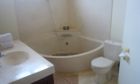 Daria Villa En-suite Bathroom | Seminyak, Bali