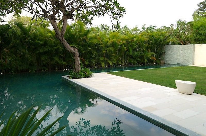 Eden Bali Pool Side | Batubelig, Bali