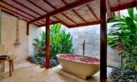 Villa Bibi Bathroom | Kerobokan, Bali