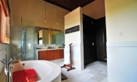 Blue Horizon Bathroom I Jimbaran, Bali