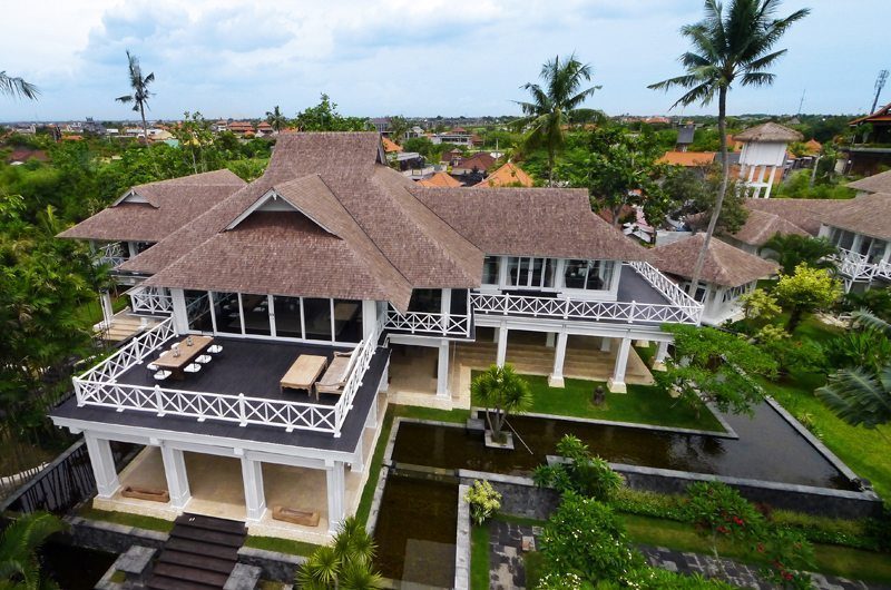 Villa Gajah Putih Outdoor Area | Canggu, Bali