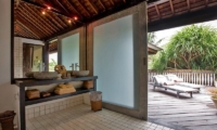 Villa Jempiring Bathroom | Seminyak, Bali