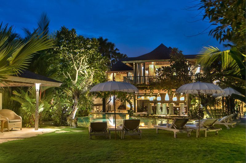 Villa Phinisi Outdoor Area | Seminyak, Bali