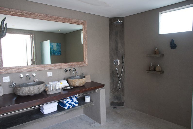 Blue Karma Bathroom | Seminyak, Bali