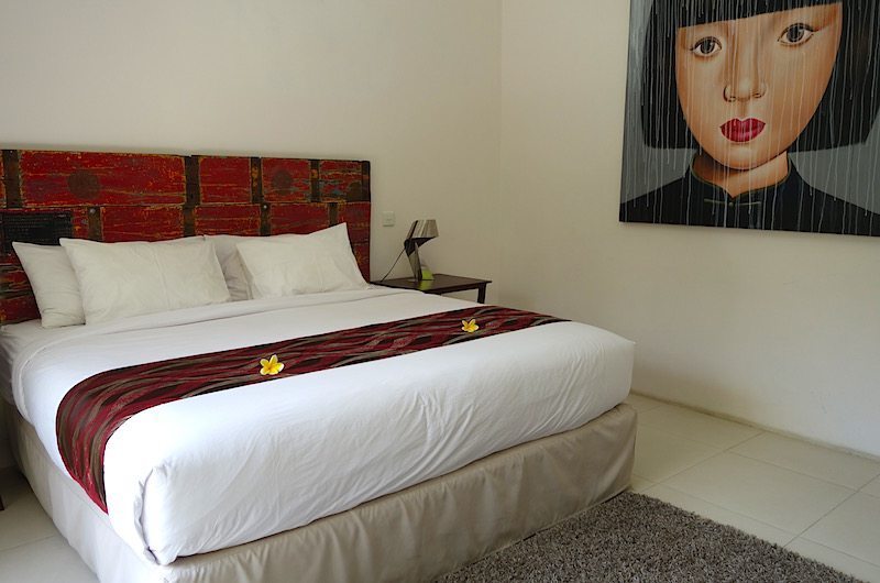 Briana Villa Guest Bedroom | Batubelig, Bali