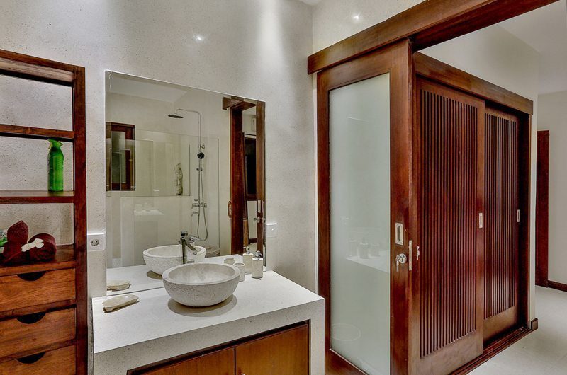 Coco Villa Bathroom | Seminyak, Bali