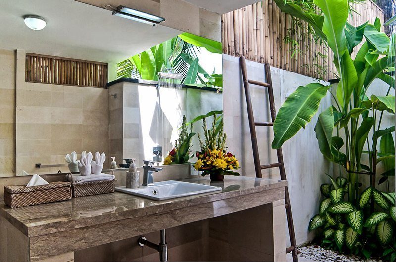 Esha Seminyak Bathroom | Seminyak, Bali