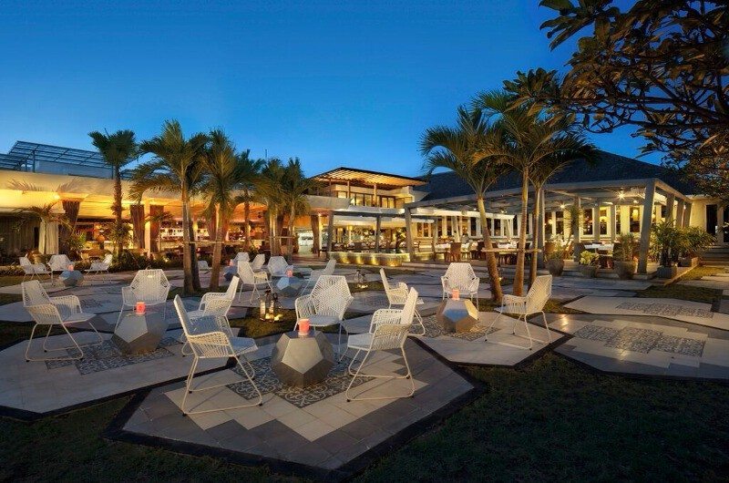 Download Huu Villas Gif