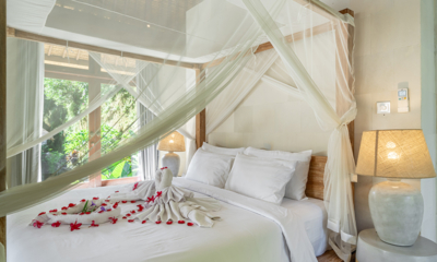 Villa Jewel Master Bedroom with Mosquito Net | Canggu, Bali