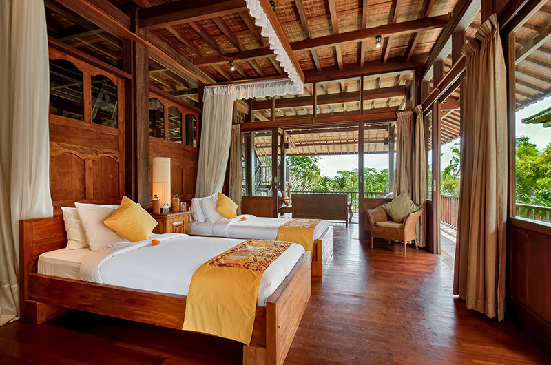 Atas Awan Villa Bedroom Seven with Twin Beds and Wooden Floor | Ubud, Bali