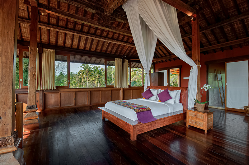 Atas Awan Villa Bedroom One with Wooden Floor | Ubud, Bali