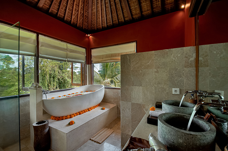 Atas Awan Villa Bathroom One | Ubud, Bali