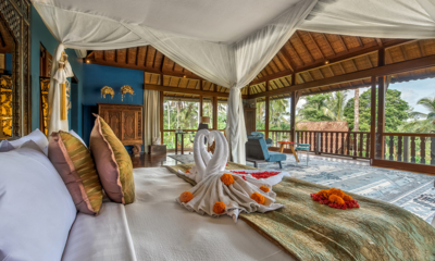 Villa Bodhi Jaya House Bedroom with Four Poster Bed | Ubud, Bali