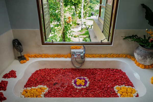 Villa Bodhi Jaya House Bathroom with Romantic Bathtub Set Up | Ubud, Bali