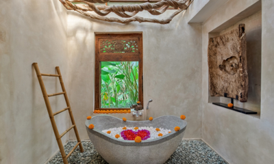 Villa Bodhi Laba House Romantic Bathtub Set Up | Ubud, Bali