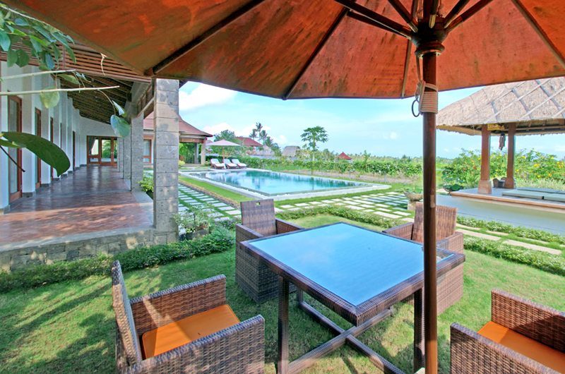 Villa Griya Aditi Pool Side Dining | Ubud, Bali
