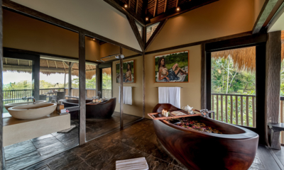 Villa Kelusa Pondok Surya Bathroom One with Bathtub | Ubud, Bali