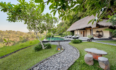 Villa Kelusa Pondok Sapi Pathway to Pool | Ubud, Bali