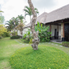 Villa Rumah Lotus Pathway to the Garden | Ubud, Bali