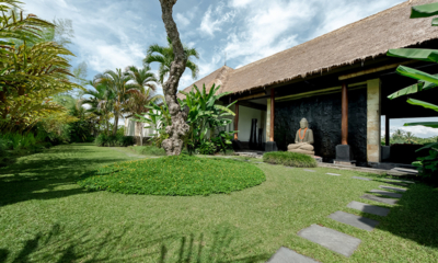 Villa Rumah Lotus Outdoor Area at Day Time | Ubud, Bali