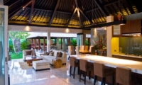 Villa Tenang Dining Area | Batubelig, Bali