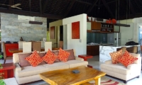 Villa Tenang Living Room | Batubelig, Bali