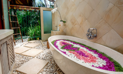 Villa Umah Shanti Singasari Room Romantic Bathtub Set Up | Ubud, Bali