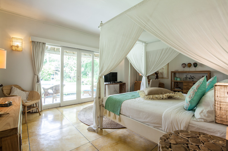 Casa Lucas Spacious Bedroom with TV | Seminyak, Bali Casa Lucas Spacious Bedroom with TV | Seminyak, Bali
