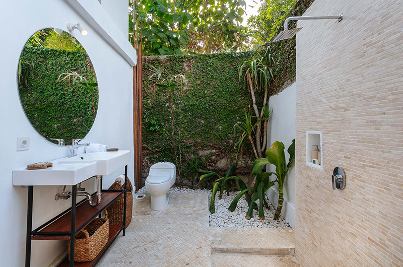 Villa Amaya Open Bathroom | Legian, Bali Villa Amaya Open Bathroom | Legian, Bali