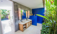 Villa La Banane Bathroom Three | Umalas, Bali