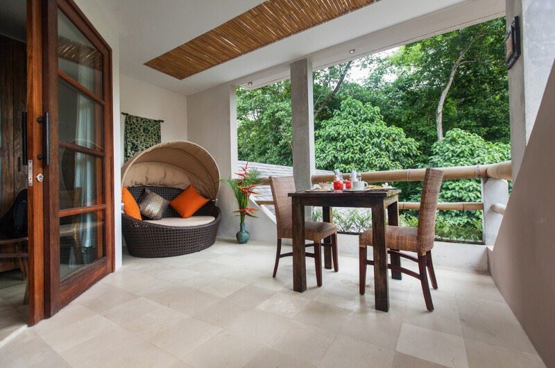 Villa Liang Seating Area | Batubelig, Bali