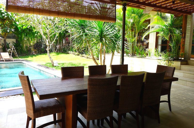 Villa Liang Outdoor Dining | Batubelig, Bali