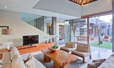 Akara Villas Seating | Petitenget, Bali