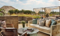 Berry Amour Romantic Villas Outdoor Lounge | Batubelig, Bali