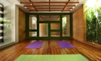 Berry Amour Romantic Villas Yoga Studio | Batubelig, Bali
