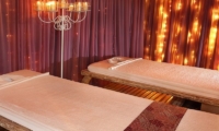 Berry Amour Romantic Villas Massage Room | Batubelig, Bali