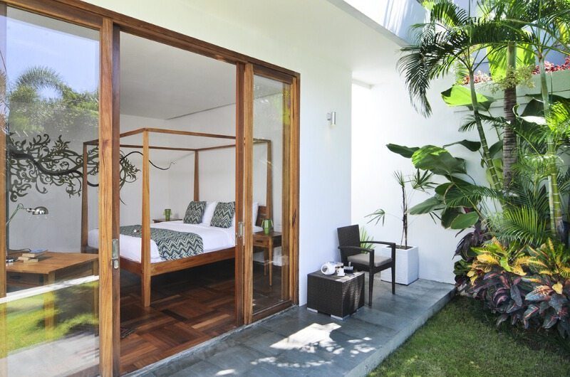 Casa Cinta 1 Outdoor Seating | Batubelig, Bali