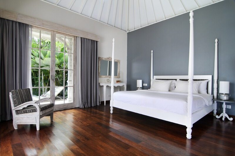 Casa Cinta 2 Bedroom with Pool View | Batubelig, Bali