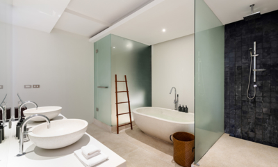 Samujana 4 En-Suite Bathroom with Bathtub | Choeng Mon, Koh Samui