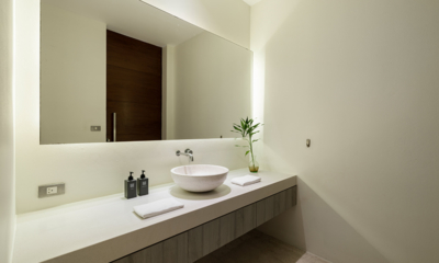 Samujana 4 Bathroom with Mirror | Choeng Mon, Koh Samui