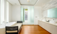Samujana 6 Bathroom with Bathtub | Choeng Mon, Koh Samui